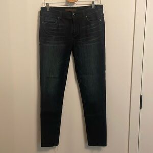 Dark denim Joes jeans 
Size 31